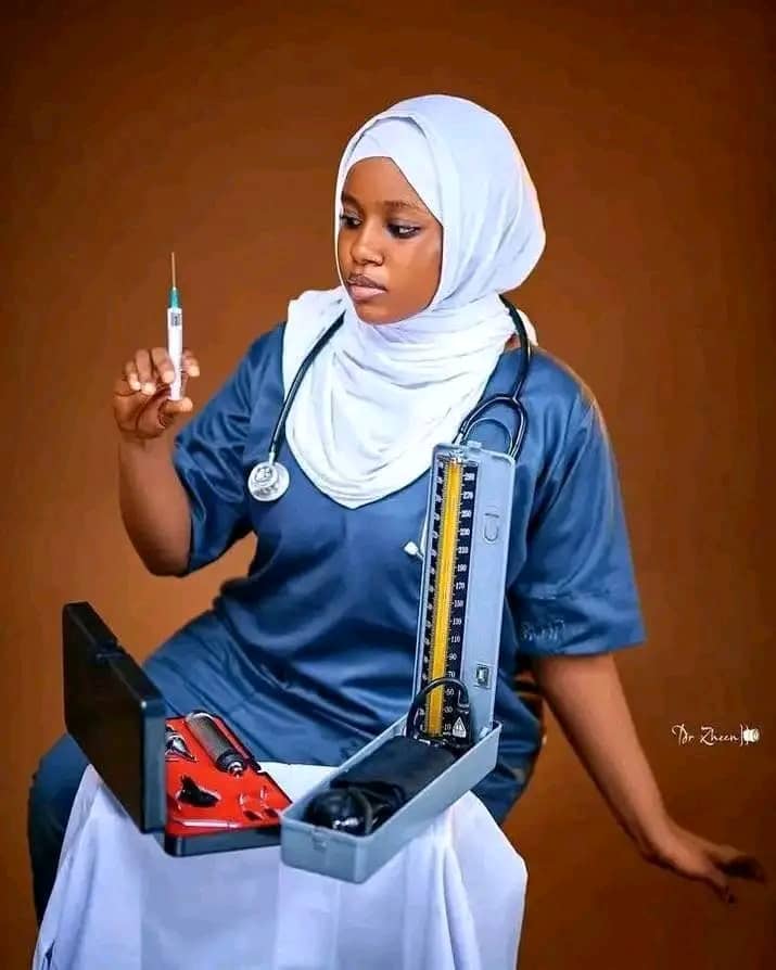 Otolola College students